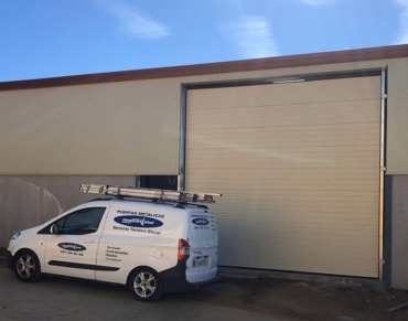 Mantenimientos de puertas y cerramientos|Vitoria Mantenimientos de puertas y cerramientos|Vitoria